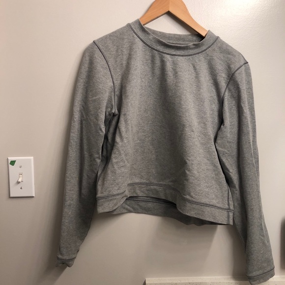 🔮2 for $100🔮Lululemon grey cropped sweatshirt - Picture 5 of 6